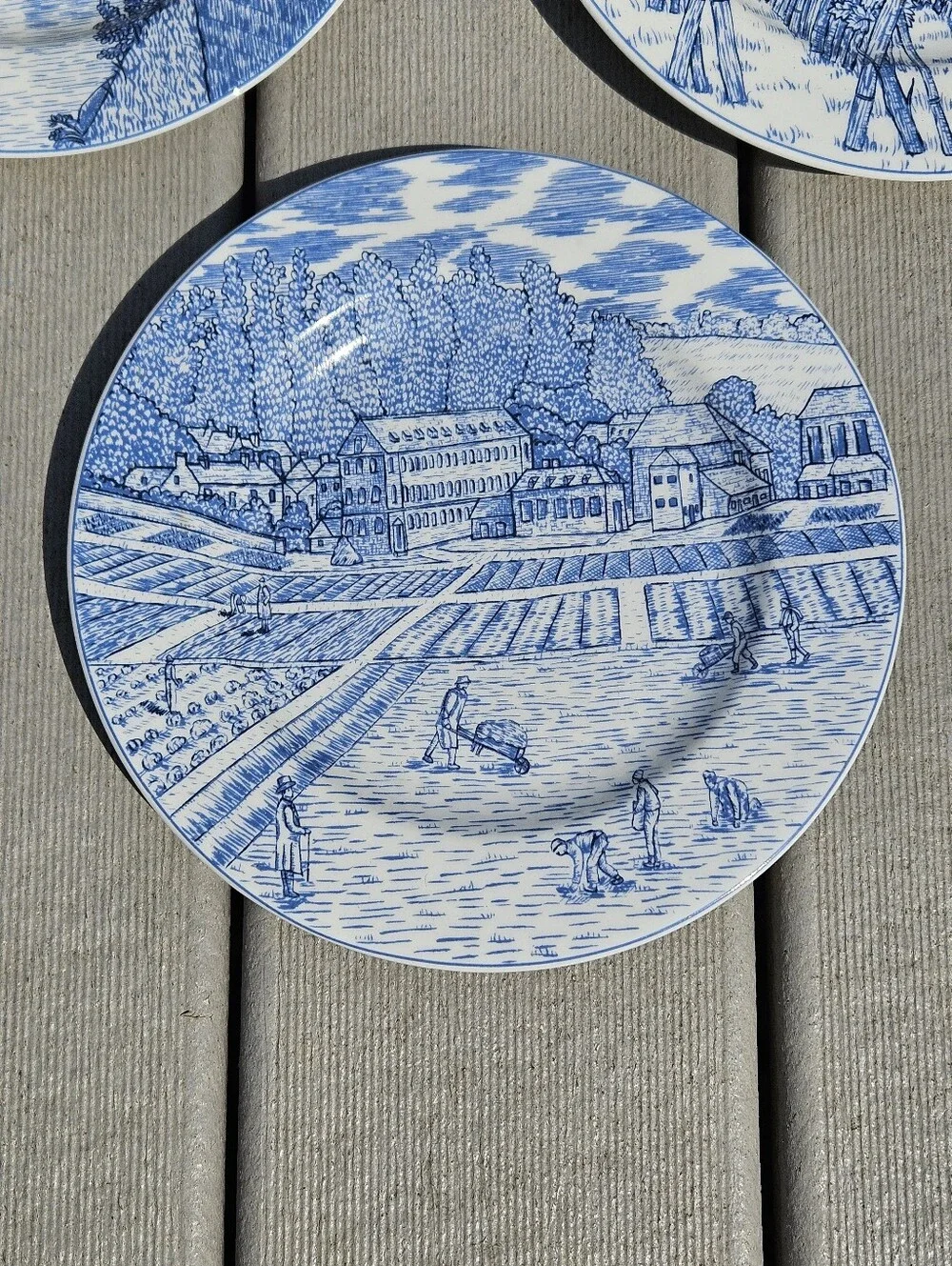 American Atelier 3 Blue Toile 8 1/4